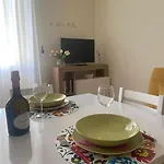 Granny's House Apartmán *